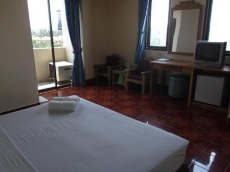 Sr Hotel Surat Thani Bilik gambar
