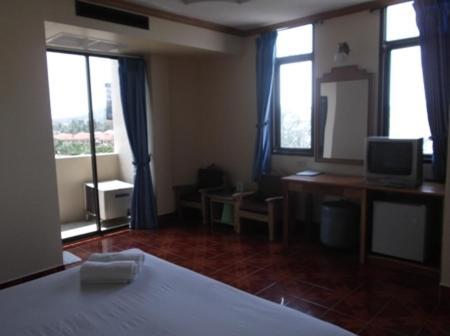 Sr Hotel Surat Thani Bilik gambar
